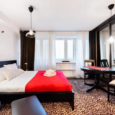 Smolna Romantic 9th Floor By Bookinghost *