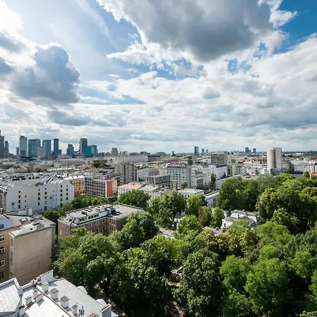 Smolna Romantic 9th Floor By Bookinghost Lägenhet